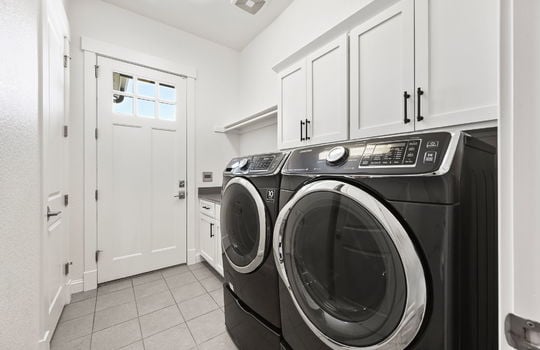 29-web-or-mls-9510 Orion Way29