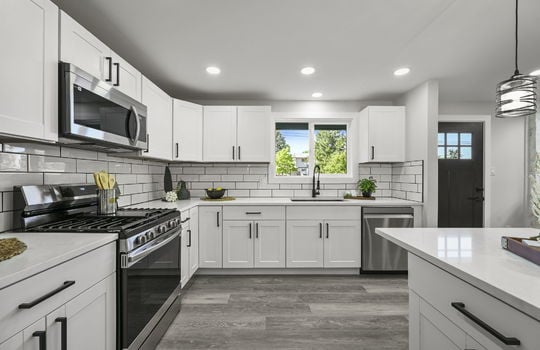 18-web-or-mls-9591 W Florida Pl18