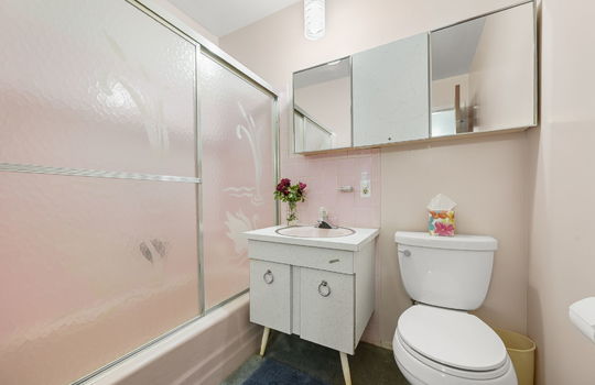20-web-or-mls-8198 E Lehigh Dr20