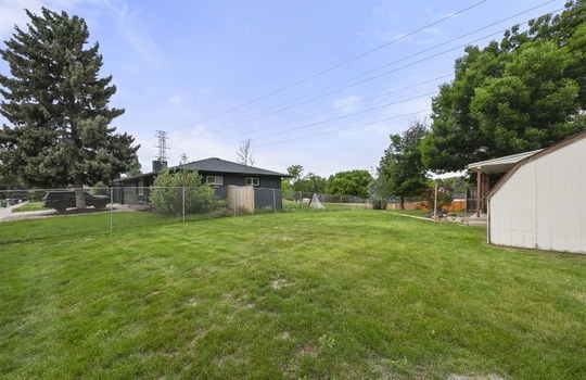 33-web-or-mls-8198 E Lehigh Dr33