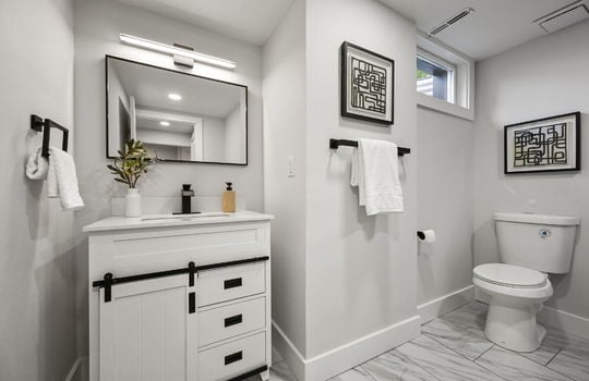 40-web-or-mls-9591 W Florida Pl40