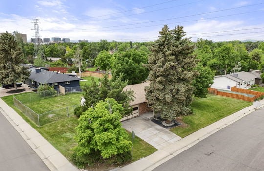 42-web-or-mls-8198 E Lehigh Dr42