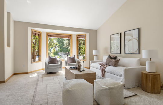 12-web-or-mls-749 Apple Ct12