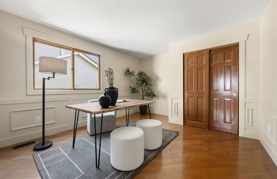 16-web-or-mls-749 Apple Ct16