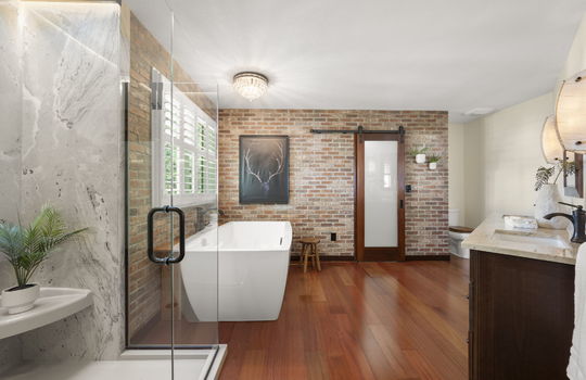 33-web-or-mls-749 Apple Ct33