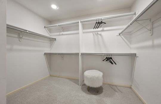 36-web-or-mls-749 Apple Ct36