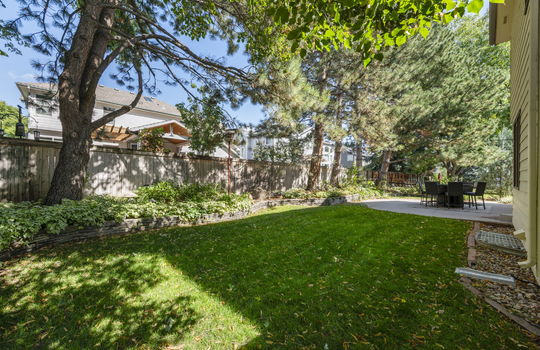 56-web-or-mls-749 Apple Ct56