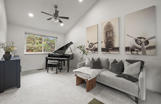 15-web-or-mls-11166 W 78th Dr15