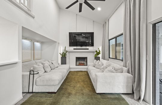 24-web-or-mls-11166 W 78th Dr24