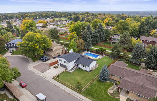 3-web-or-mls-11166 W 78th Dr3