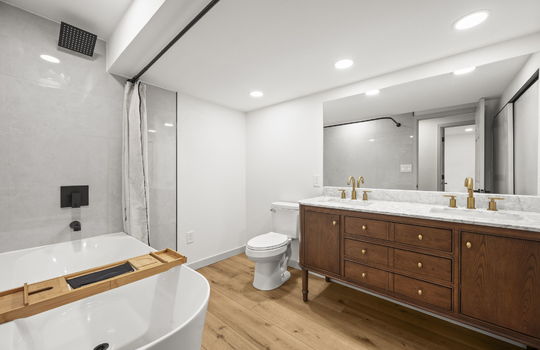 46-web-or-mls-11166 W 78th Dr46