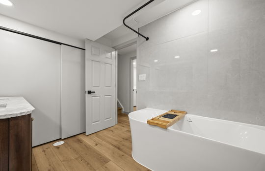 48-web-or-mls-11166 W 78th Dr48