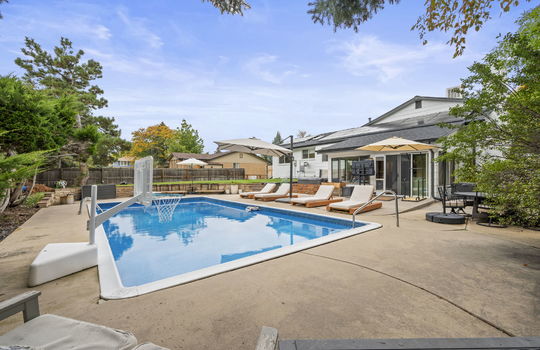 56-web-or-mls-11166 W 78th Dr56