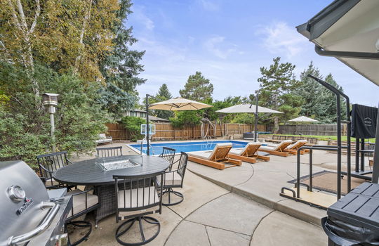 58-web-or-mls-11166 W 78th Dr58