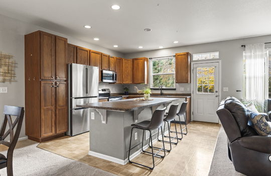 18-web-or-mls-620 Gallegos St18