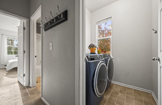 25-web-or-mls-620 Gallegos St25