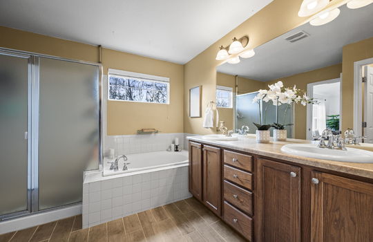 33-web-or-mls-620 Gallegos St33