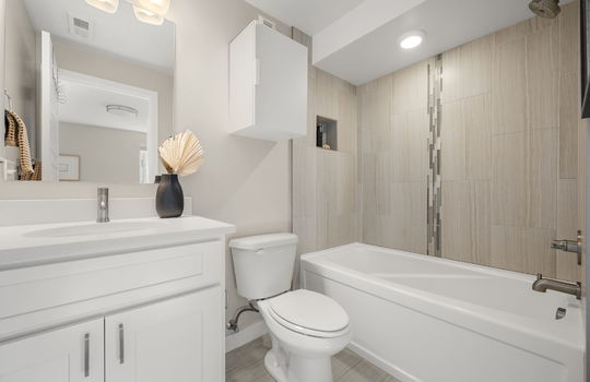 10-web-or-mls-1551 W 43rd Ave10