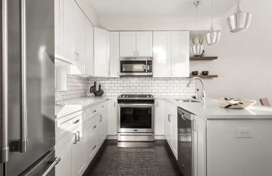 13-web-or-mls-1551 W 43rd Ave13