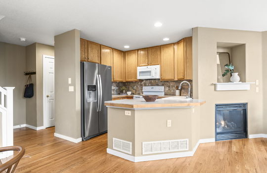 15-web-or-mls-578 Beauprez Ave15