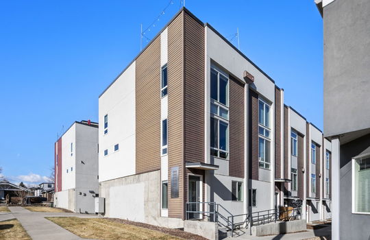 2-web-or-mls-1551 W 43rd Ave2