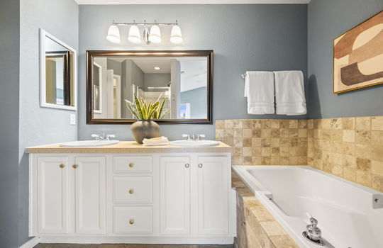 25-web-or-mls-578 Beauprez Ave25