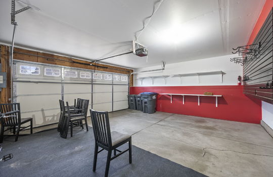 34-web-or-mls-578 Beauprez Ave34