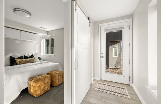 5-web-or-mls-1551 W 43rd Ave5