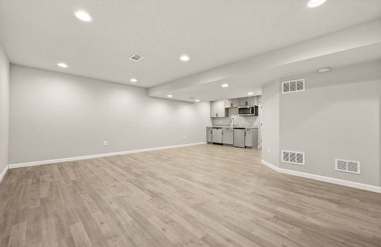 47-web-or-mls-9365 Joyce Way47