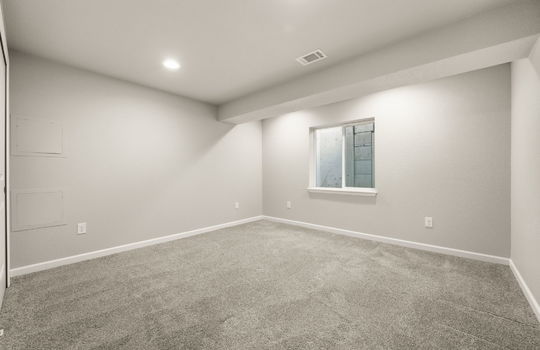 49-web-or-mls-9365 Joyce Way49