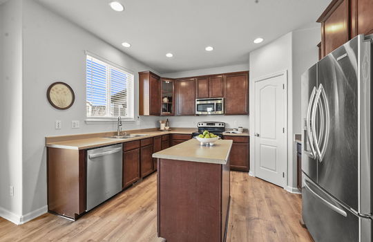 12-web-or-mls-3152 Meadowbrook Pl14