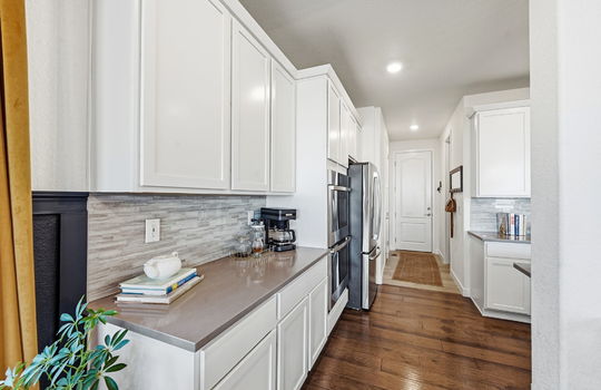 18-web-or-mls-19133 W 95th Ln18