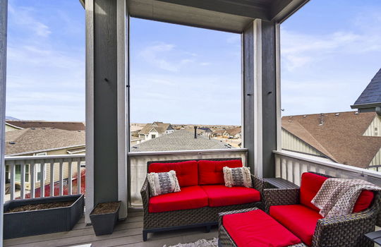 19-web-or-mls-8577 Holman Cir19