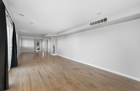 24-web-or-mls-9539 Grandview Ave33