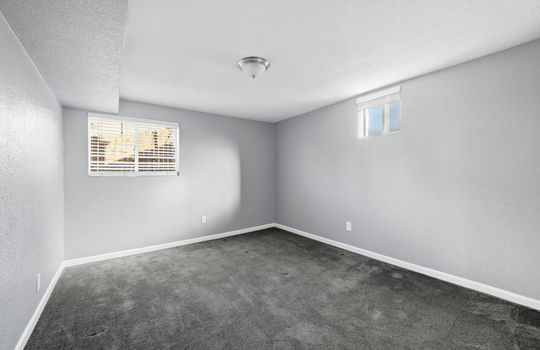 28-web-or-mls-9539 Grandview Ave39