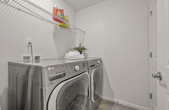 29-web-or-mls-361 Rodden Dr30