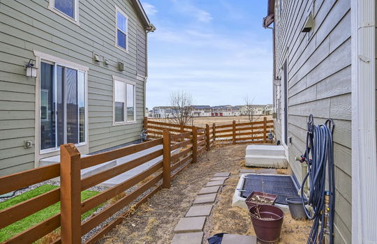 38-web-or-mls-361 Rodden Dr51