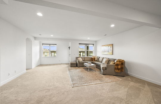 38-web-or-mls-8577 Holman Cir38