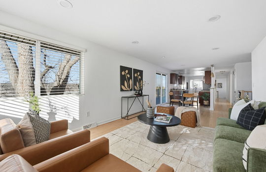 7-web-or-mls-9539 Grandview Ave13