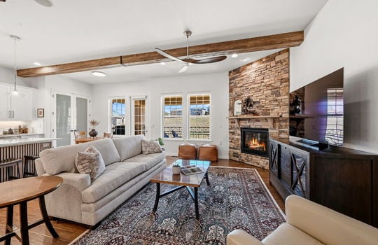 15-web-or-mls-2966 Casalon Cir15