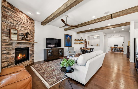 16-web-or-mls-2966 Casalon Cir16