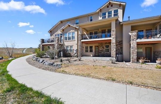 3-web-or-mls-2966 Casalon Cir3