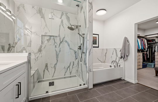 31-web-or-mls-2966 Casalon Cir31