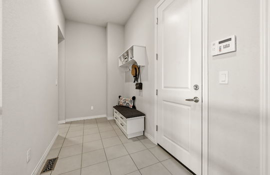 40-web-or-mls-16001 W 95th Ln40