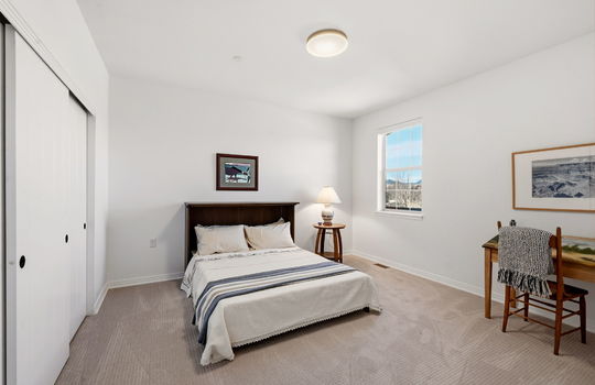 43-web-or-mls-2966 Casalon Cir43