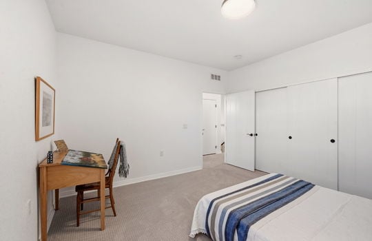 44-web-or-mls-2966 Casalon Cir44