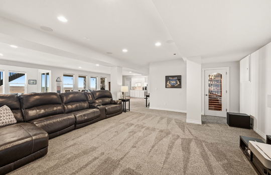 49-web-or-mls-16001 W 95th Ln49
