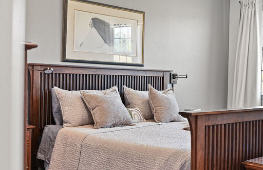 51-web-or-mls-2966 Casalon Cir51