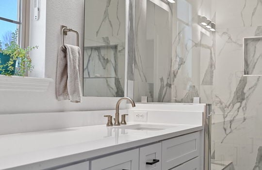 52-web-or-mls-2966 Casalon Cir52