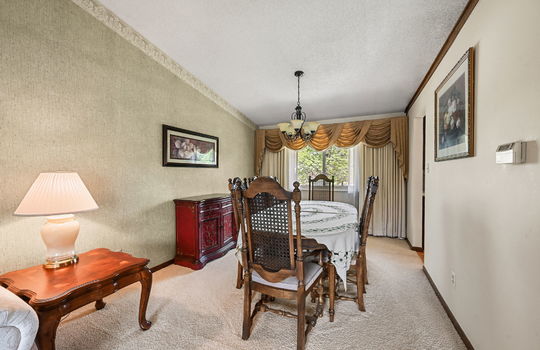 12-web-or-mls-7320 Jay St12